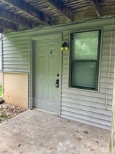 Building Photo - 8213 N Everton Ave