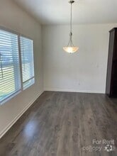 Building Photo - 785 Alexander Commons Dr