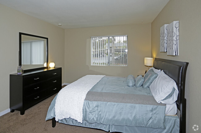 Foto del diseño de interior - Sierra Village Apartment Homes