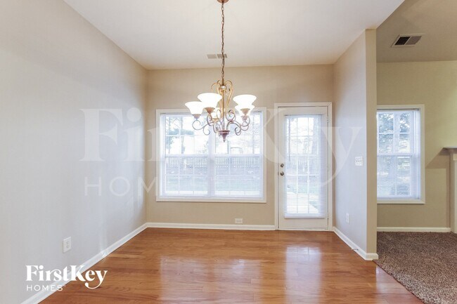 Foto del edificio - 5502 Fulton Ridge Dr