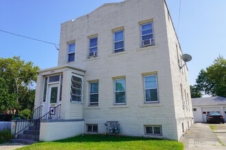 Building Photo - 1860 Woodbridge Ave