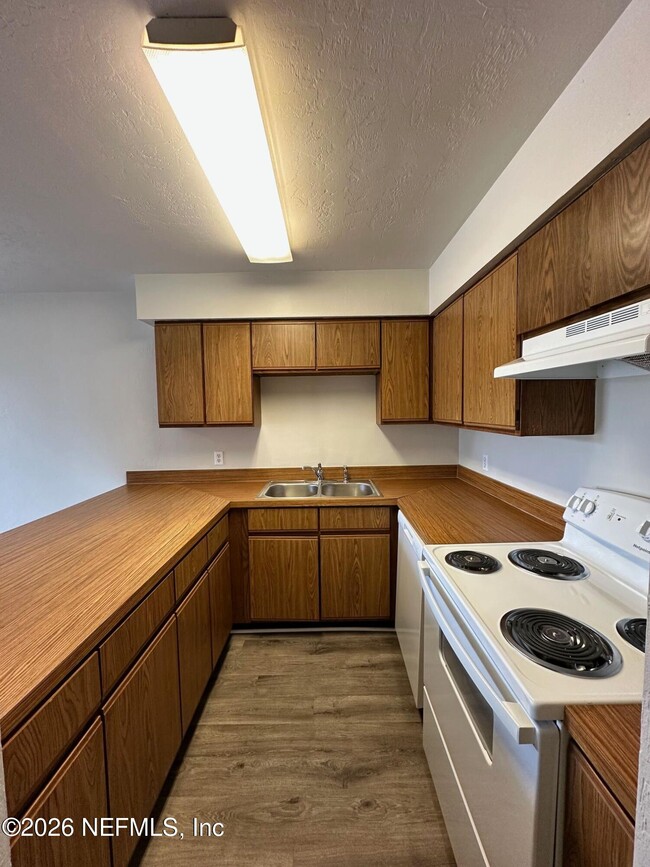 Foto del edificio - 3842 Osprey Cir