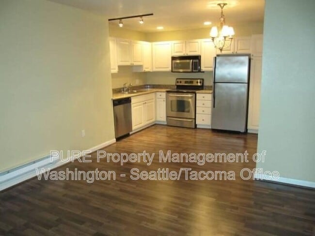 Building Photo - 2605 S 272nd St