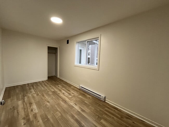 Building Photo - 7 Bennett Ave