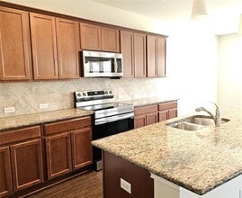 Building Photo - 3813 Tranquil Ln