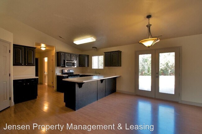Foto del edificio - 5 br, 3.5 bath House - 830 South 330 East ...