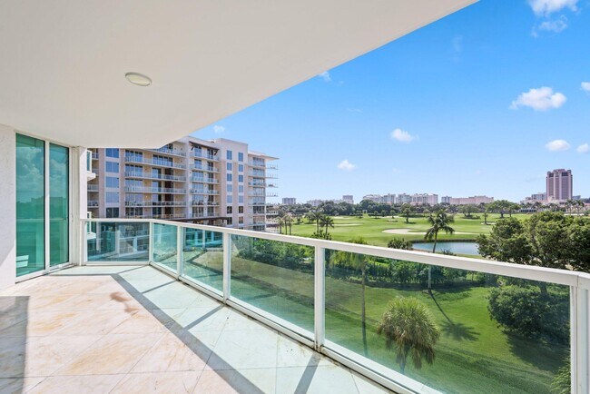 Foto del edificio - 500 SE Mizner Blvd