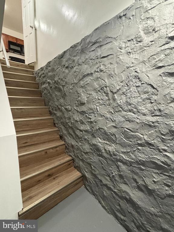 Foto del edificio - 3758 Columbus Dr