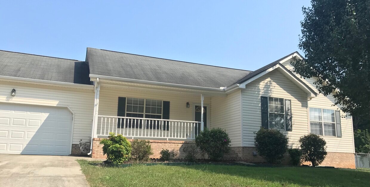 101 Bartles Dr, Ringgold, GA 30736 House for Rent in Ringgold, GA