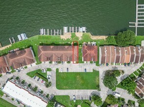 Building Photo - 16 Regency Point