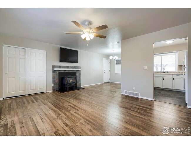 Foto del edificio - 3210 W 12th Street Rd