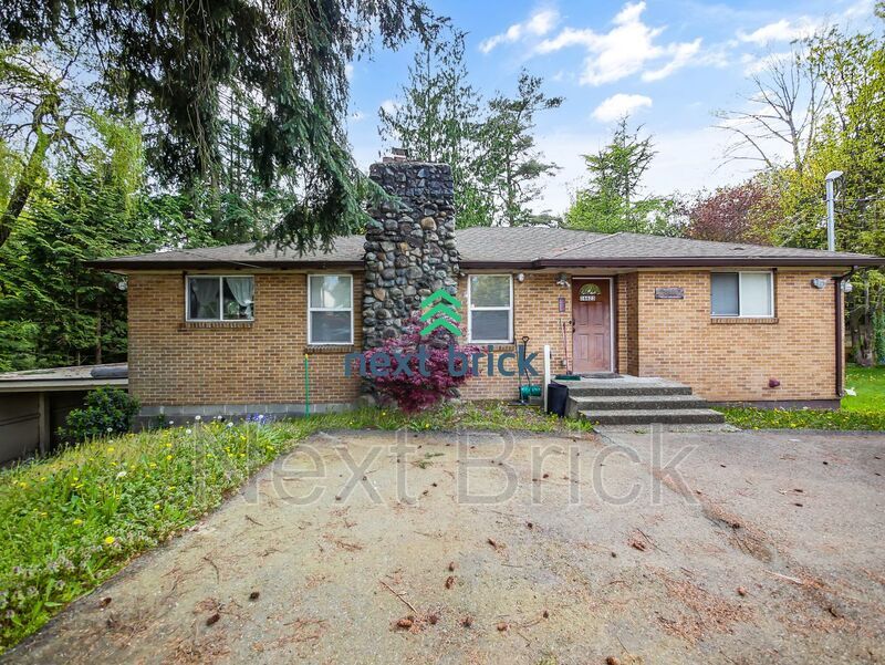 16623 Benson Rd S Unit Bottom Level, Renton, WA 98055 Condo for Rent