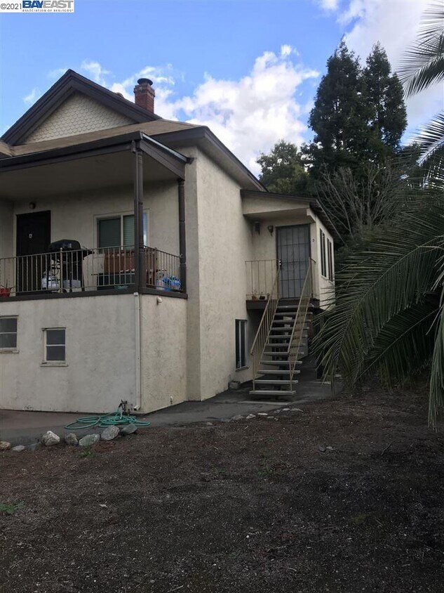 Foto principal - 4250 First St