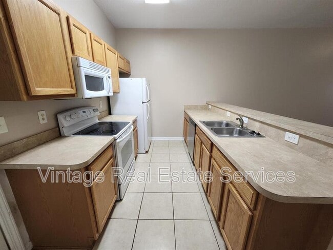 Building Photo - 12015 Peach Grv Ct