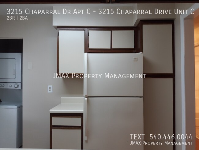 Foto del edificio - 3215 Chaparral Dr