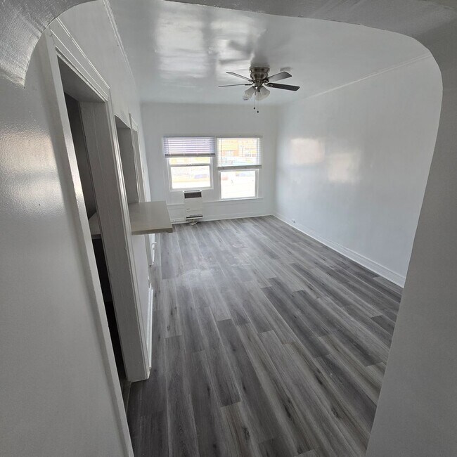 Foto del interior - 316 S Berendo St