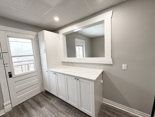 Photo du bâtiment - 265 Queen St