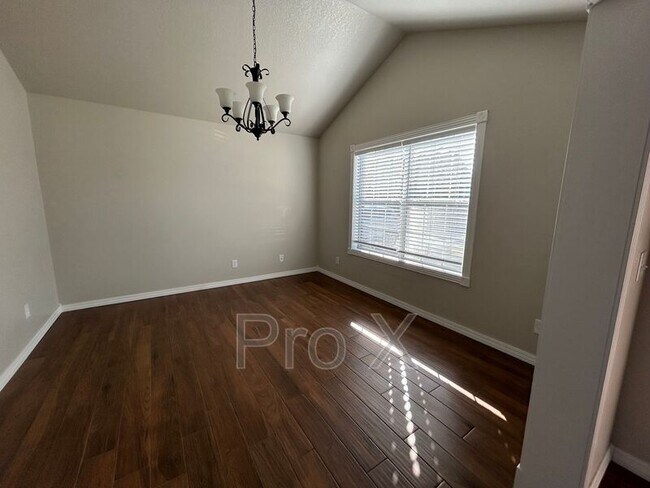 Foto del edificio - 1112 NW D St
