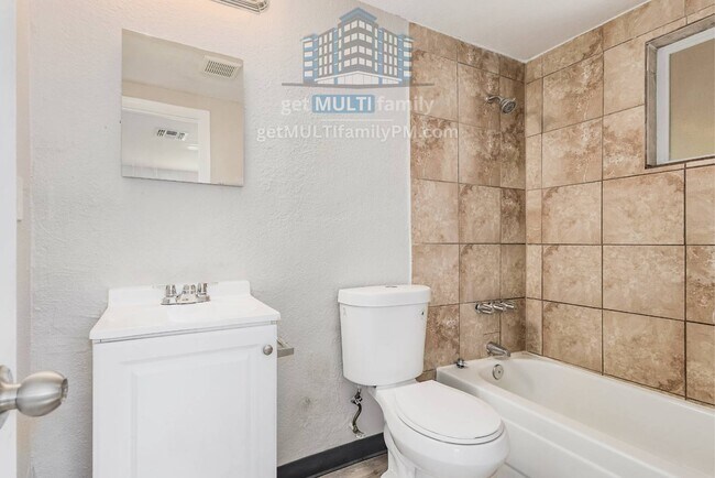 Foto del edificio - 1402 W Mercer Ln