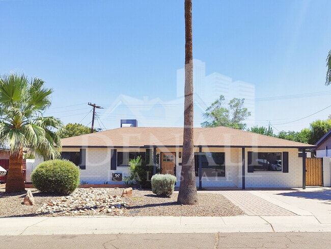 Photo - 7321 E Coronado Rd House