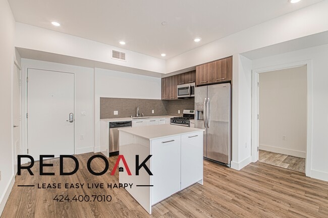 Building Photo - 5727 La Mirada Ave