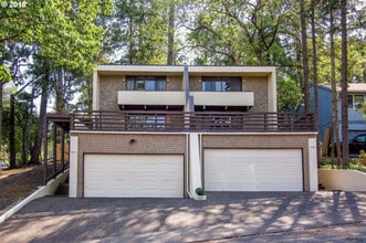 Building Photo - 3444 Willamette St