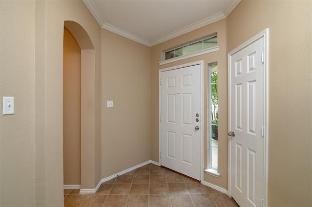 Building Photo - 2510 Sedona St