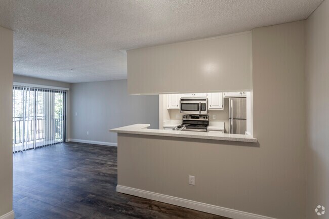1 BR, 1 BA - 620 SF - Montecito Point