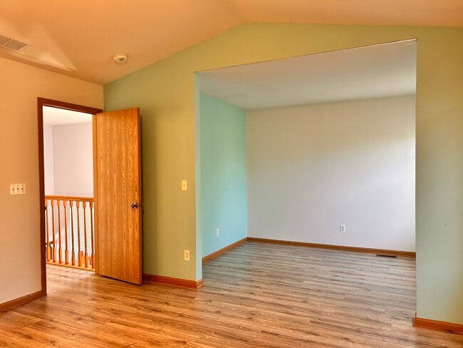 Building Photo - 1769 Rebecca Dr