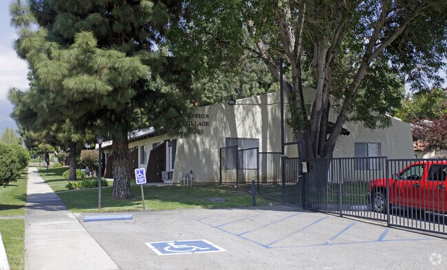 Foto principal - 7781 Archibald Ave