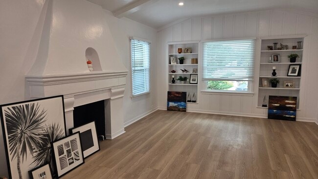 living room - 4269 McClung Dr