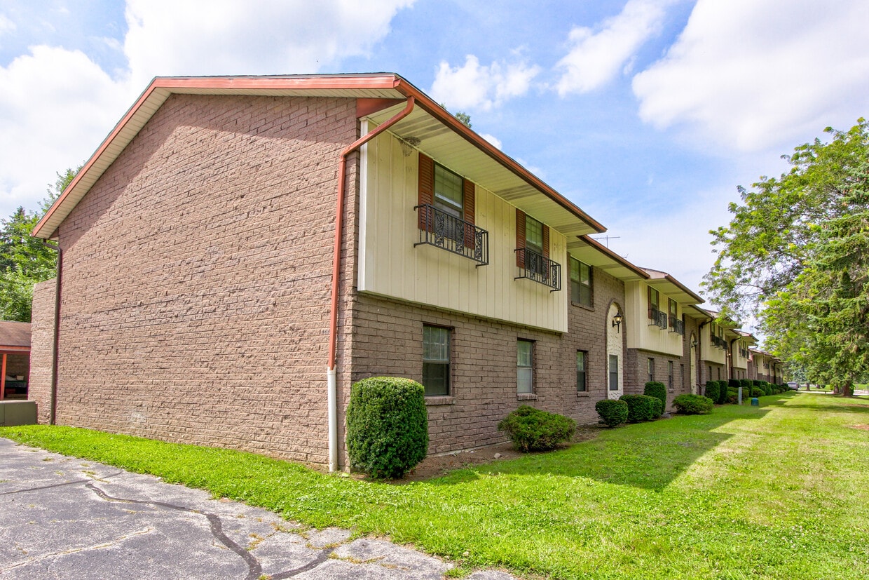 Delta 77 Apartments 2979 Chenoweth Rd Akron, OH