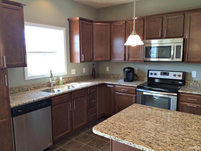 Building Photo - 3588 Arbor Pointe Dr