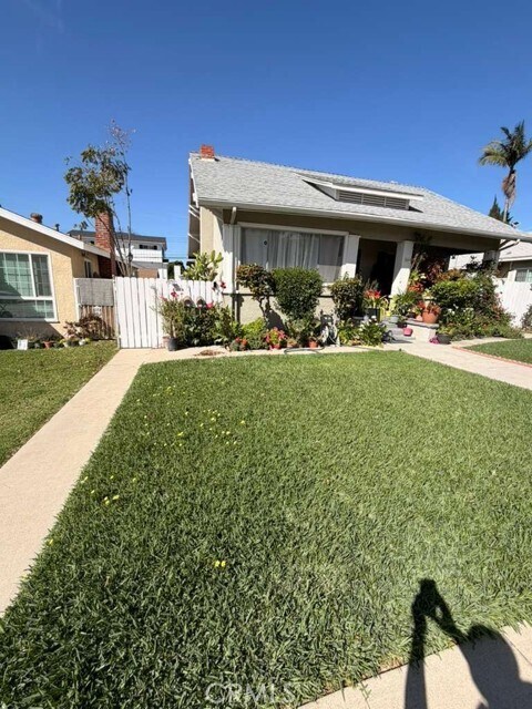 Foto del edificio - 7641 Washington Ave