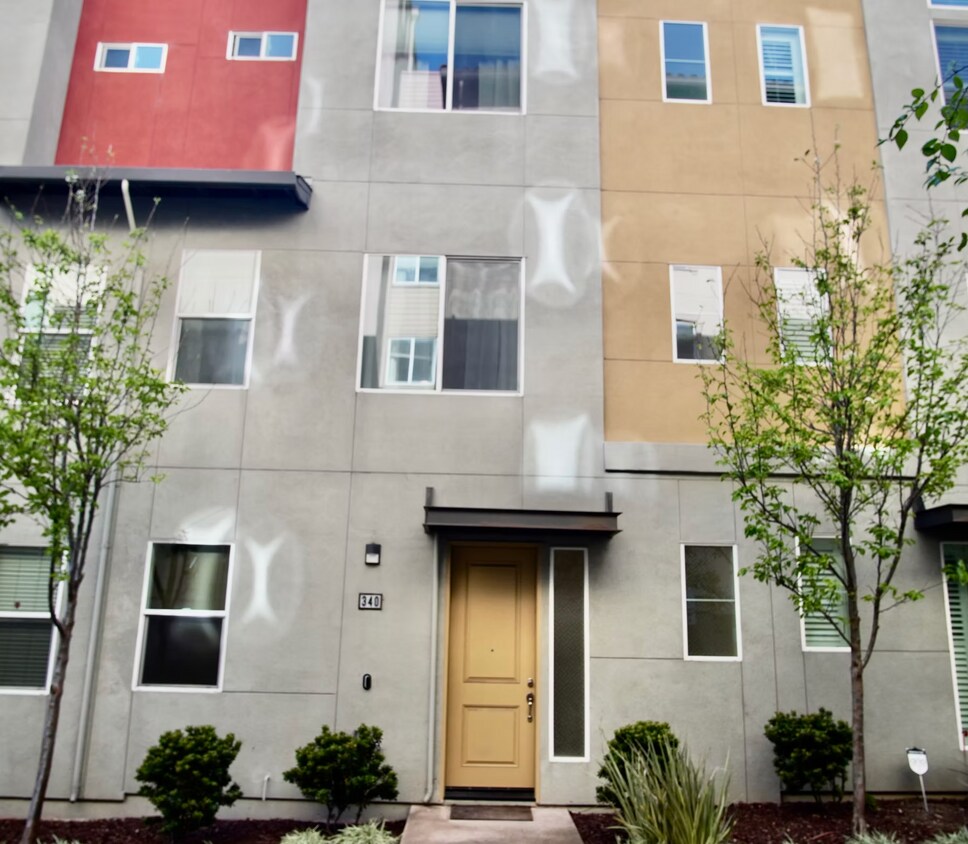 Foto principal - 340 F St