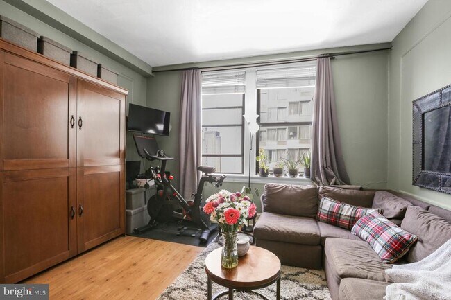 Foto del edificio - 1324 Locust St