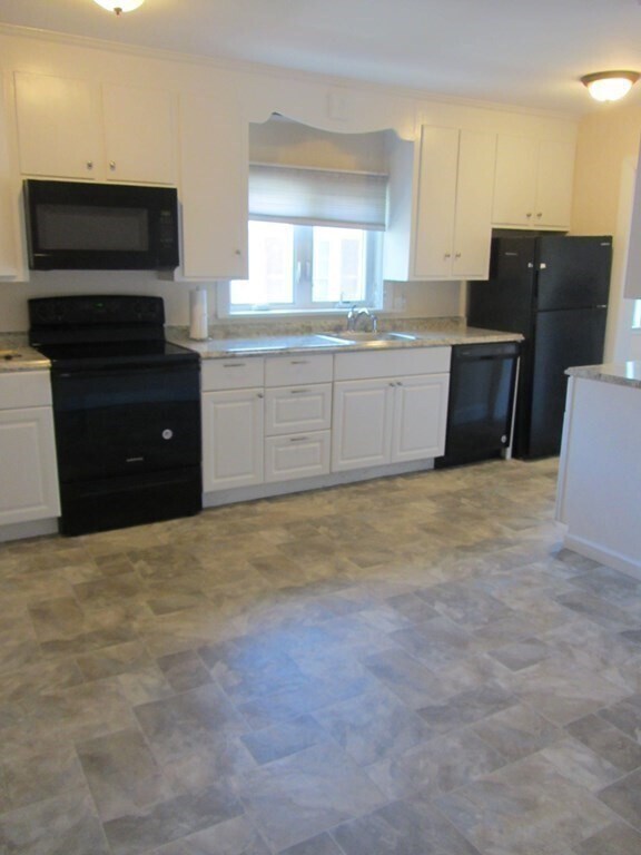 169 Paradise Rd Unit 2, Swampscott, MA 01907 Room for Rent in Swampscott, MA