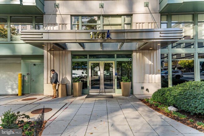 Foto del edificio - 1150 K St NW