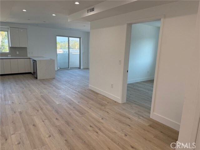 Foto del edificio - 4214 Fulton Ave