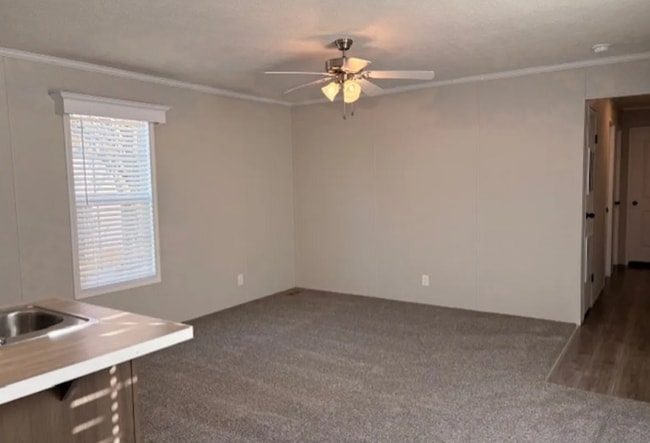 Foto del edificio - 251 N Chevalier Dr