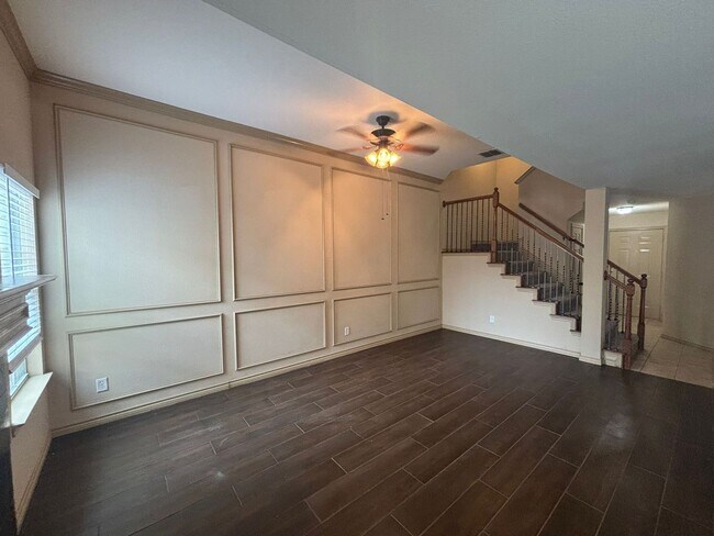 Foto del edificio - Beautiful 3 Bedroom Townhome For Rent near...