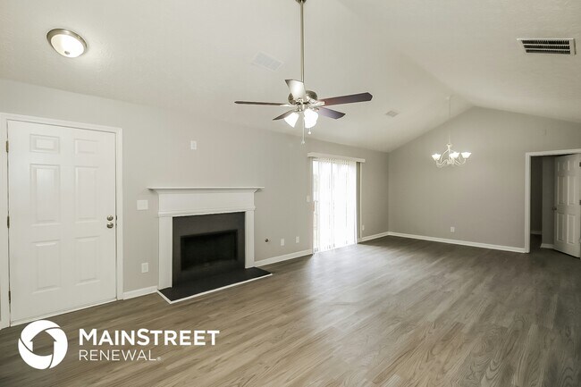 Building Photo - 358 Autumn Lake Dr