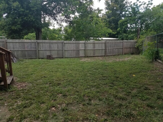 Foto del edificio - 38803 Old Sparkman Rd