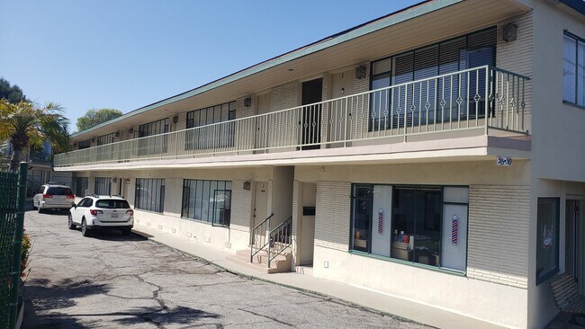 Outside of building - 519 Center St
