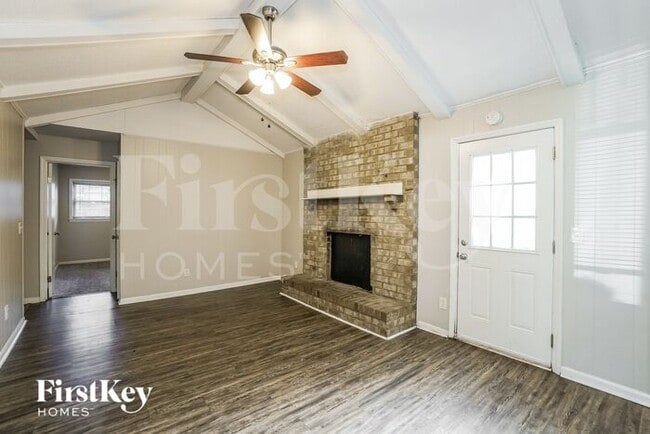 Building Photo - 104 Heron Ct