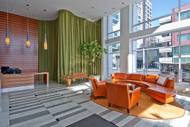 Foto del edificio - 300 Berry St