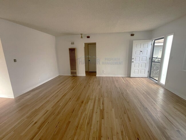 Building Photo - 2906 Spreckels Ct