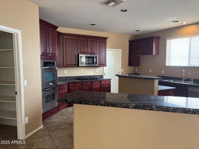Building Photo - 3553 E Melody Ln