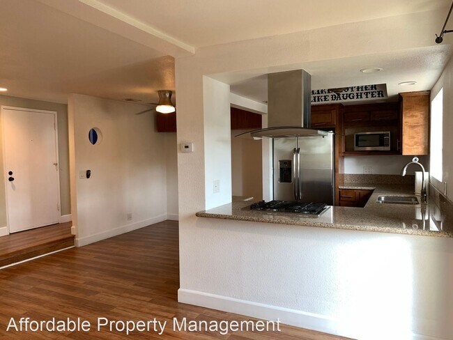 Building Photo - 2 br, 2 bath House - 15244 Ramona Blvd.