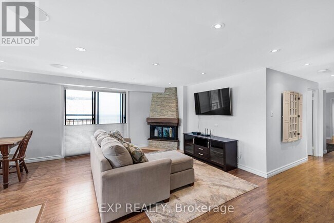 Photo du bâtiment - 15390 Yonge St